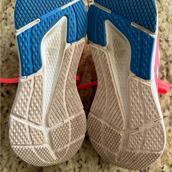 adidas Women's Questar 2022 Running Shoe - Picture 4 of 8